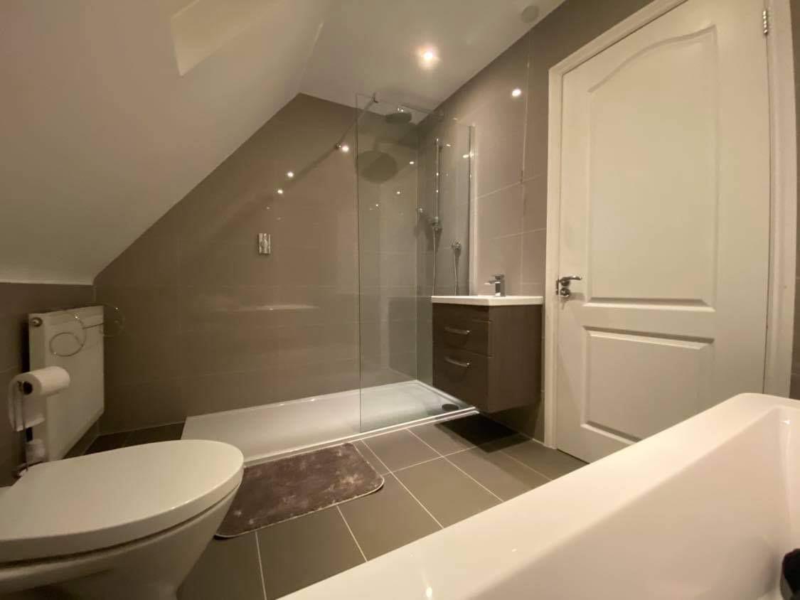 Bathroom installation in Abingdon by KG Plumbing
